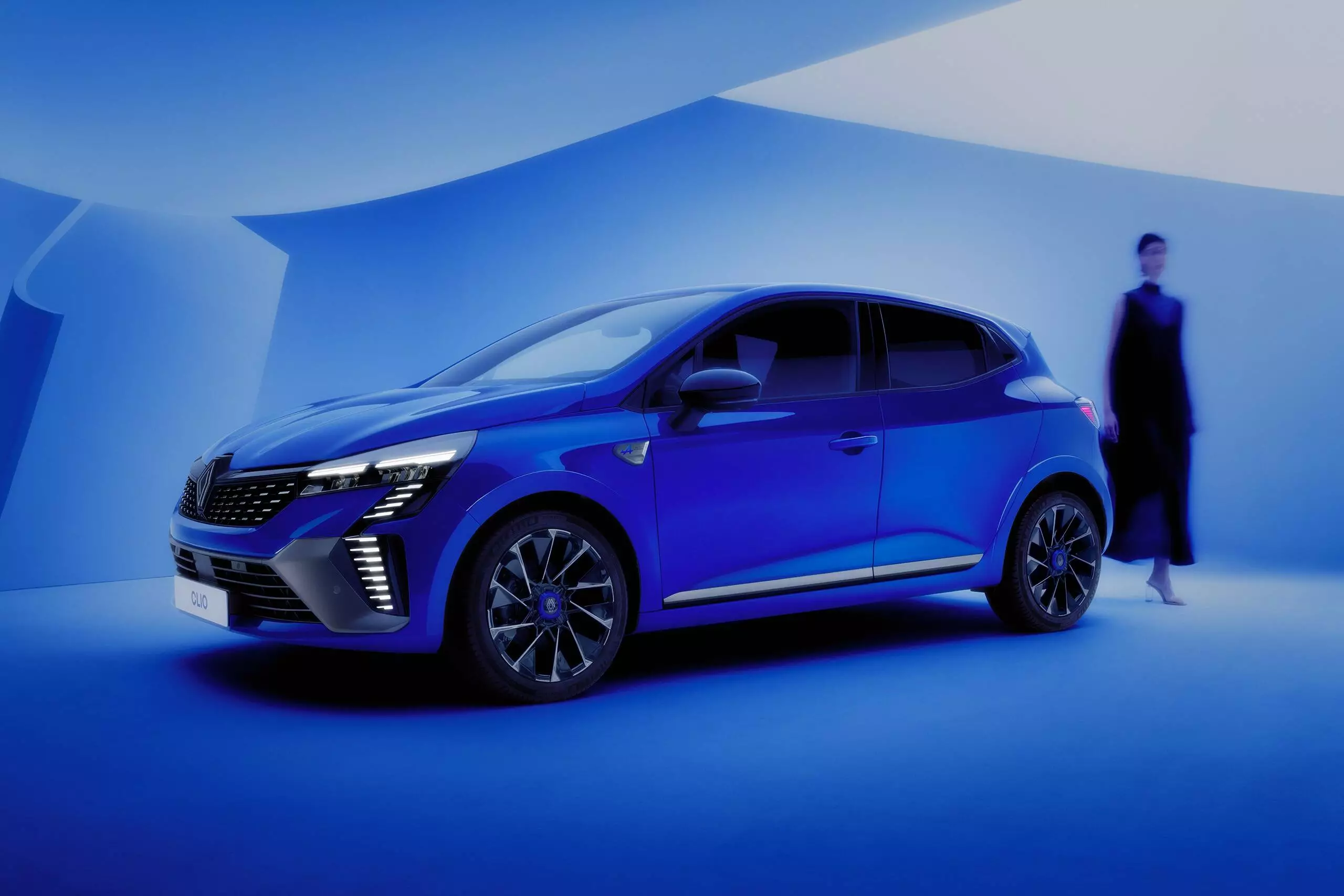 Prix de la nouvelle renault CLIO E-tech hybrid